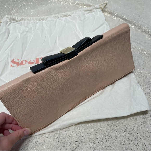 See by Chloé Bow Clutch - Picture 5 of 11